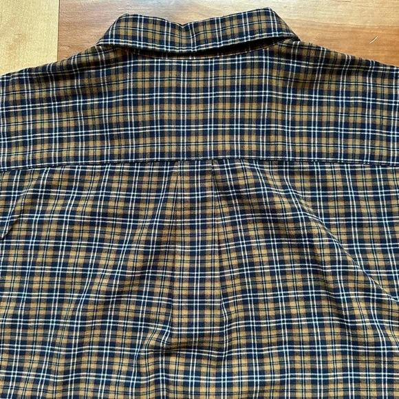 Patagonia Pima long sleeve button up organic cotton lightweight shirt - Picture 5 of 9